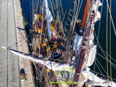 Navire marchand "Très Hombres" a quai. Port du Havre