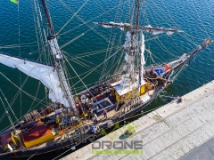 Navire marchand "Très Hombres" a quai. Port du Havre